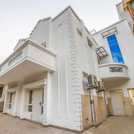 Collection O Shejal Residency Hotel Gurgaon Exterior photo